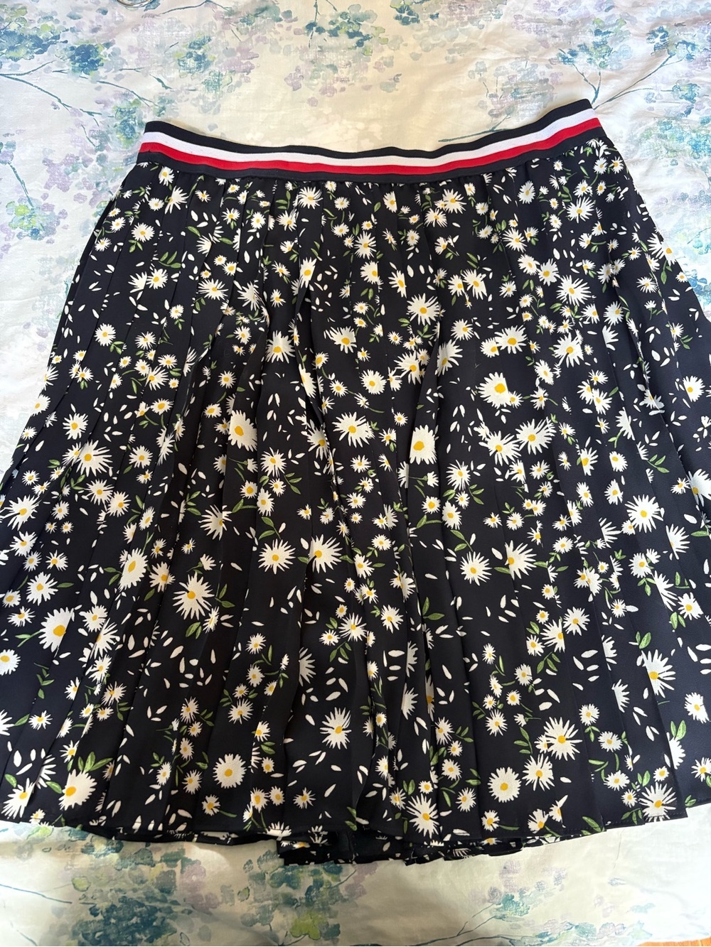 Tommy Hilfiger navy blue Daisy Print A-Line Skirt with Striped Waistband